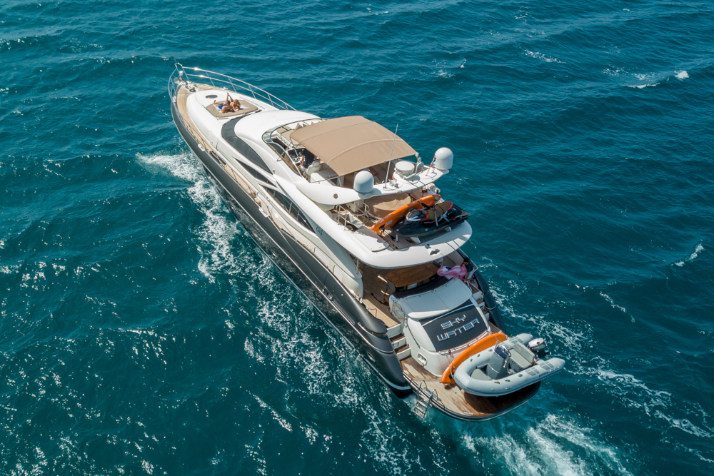Photo #1 - SUNSEEKER MANHATTAN 84 (SKYWATER) in Kastela - 3252