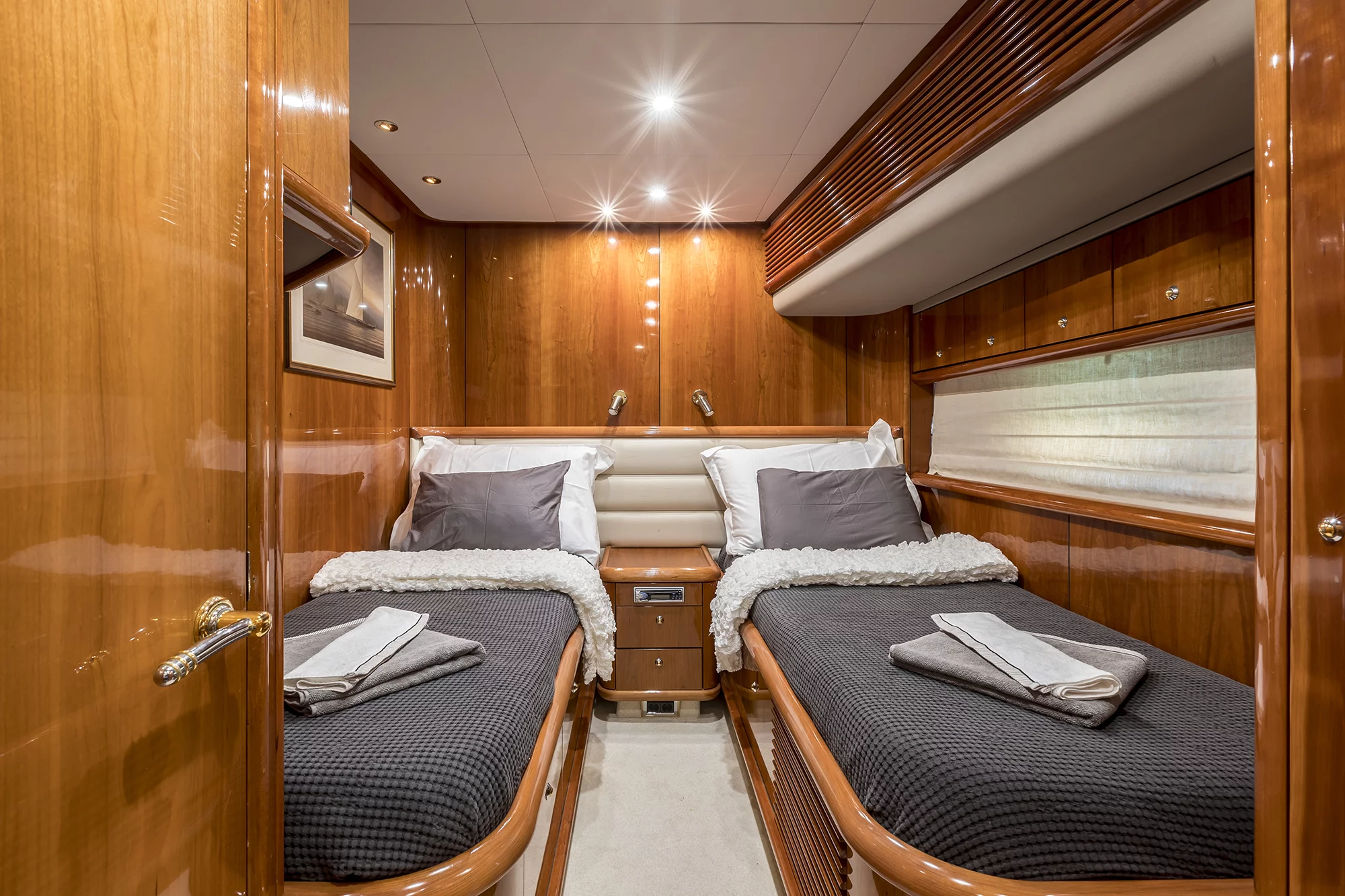 SUNSEEKER MANHATTAN 84 (SKYWATER)  - 12