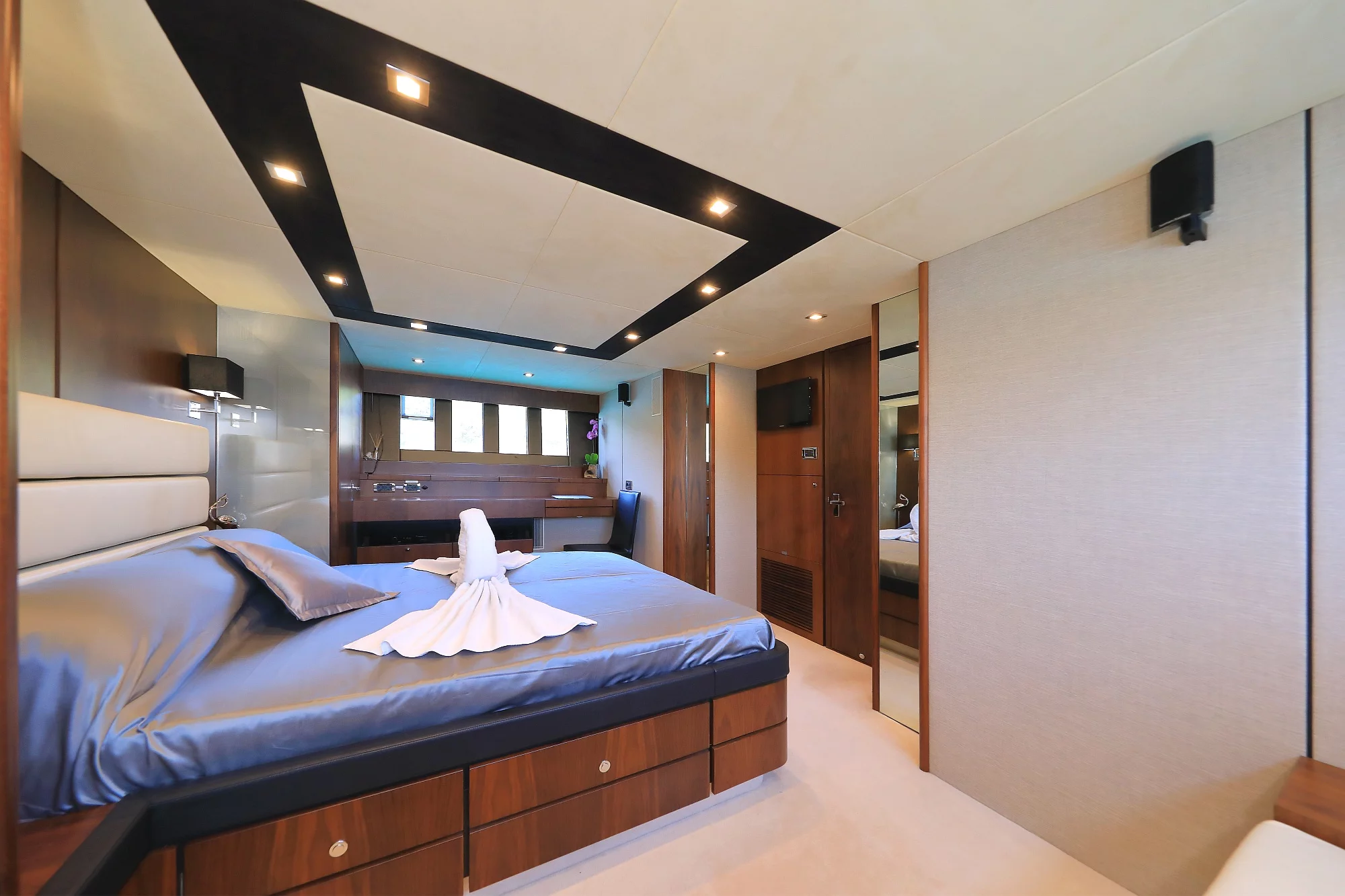 FAIRLINE SQUADRON 78 (SCHATZI)  - 14