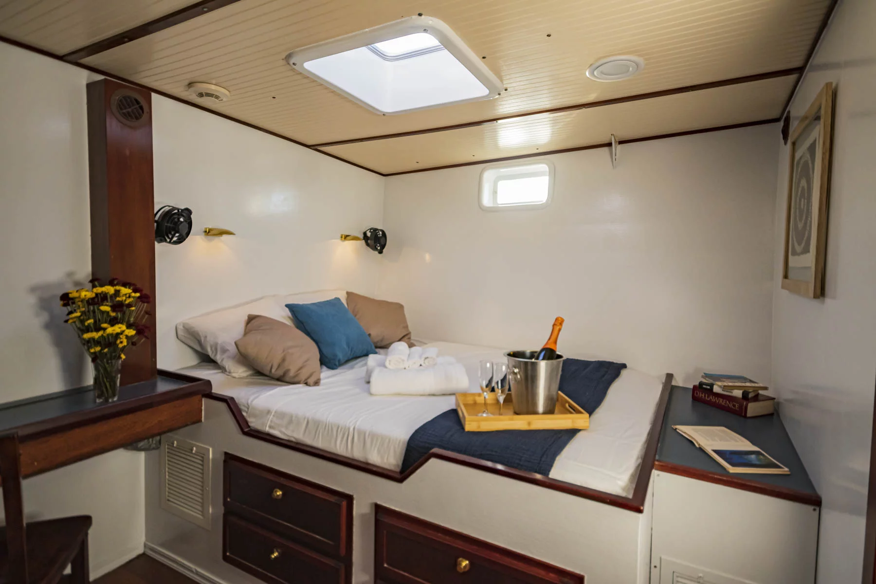 Custom Made (Schooner Laurie Anne)  - 3