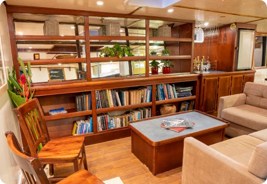 Custom Made (Schooner Laurie Anne)  - 13