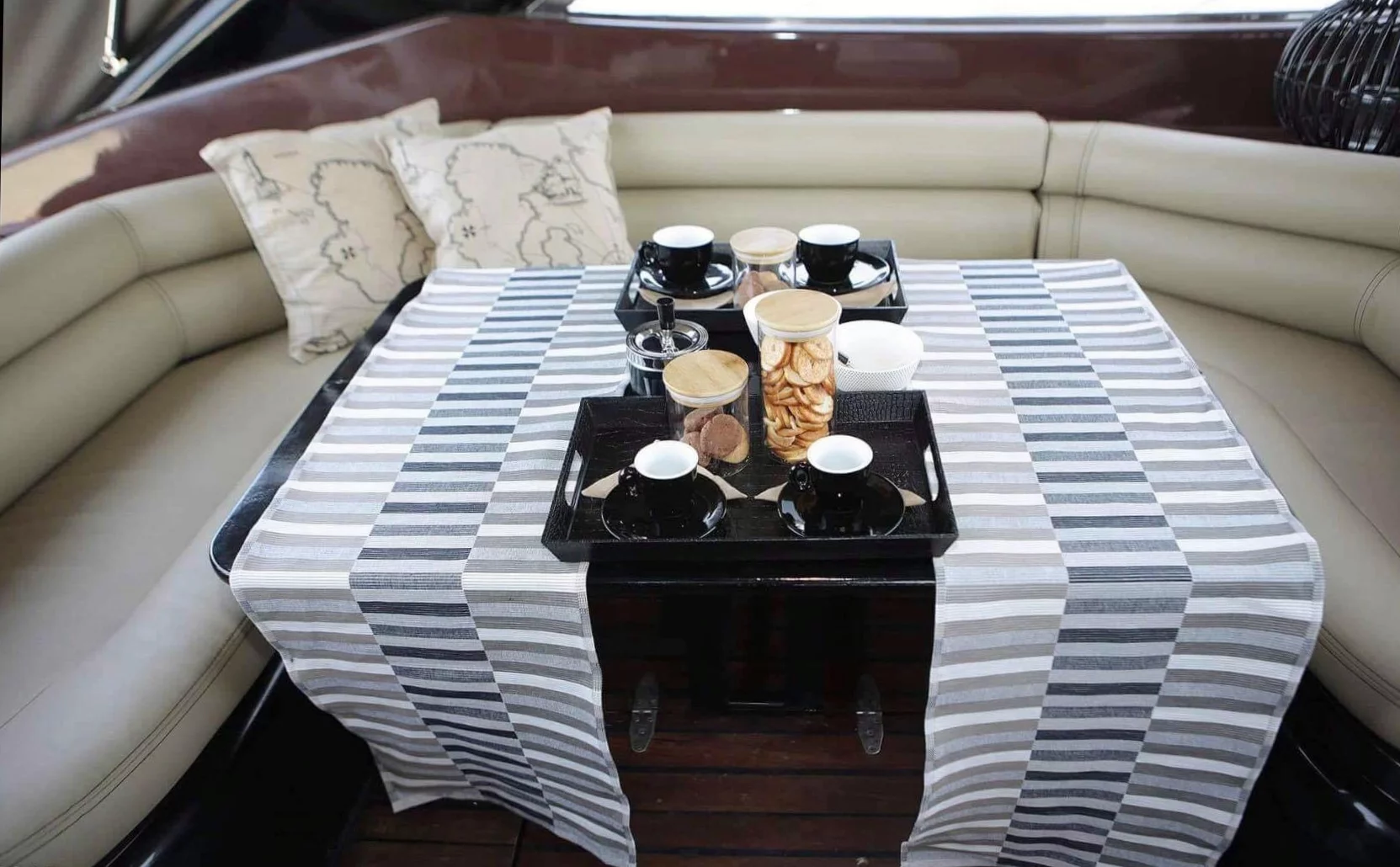 SUNSEEKER CAMARGUE 47 (AEON FLUX)  - 3
