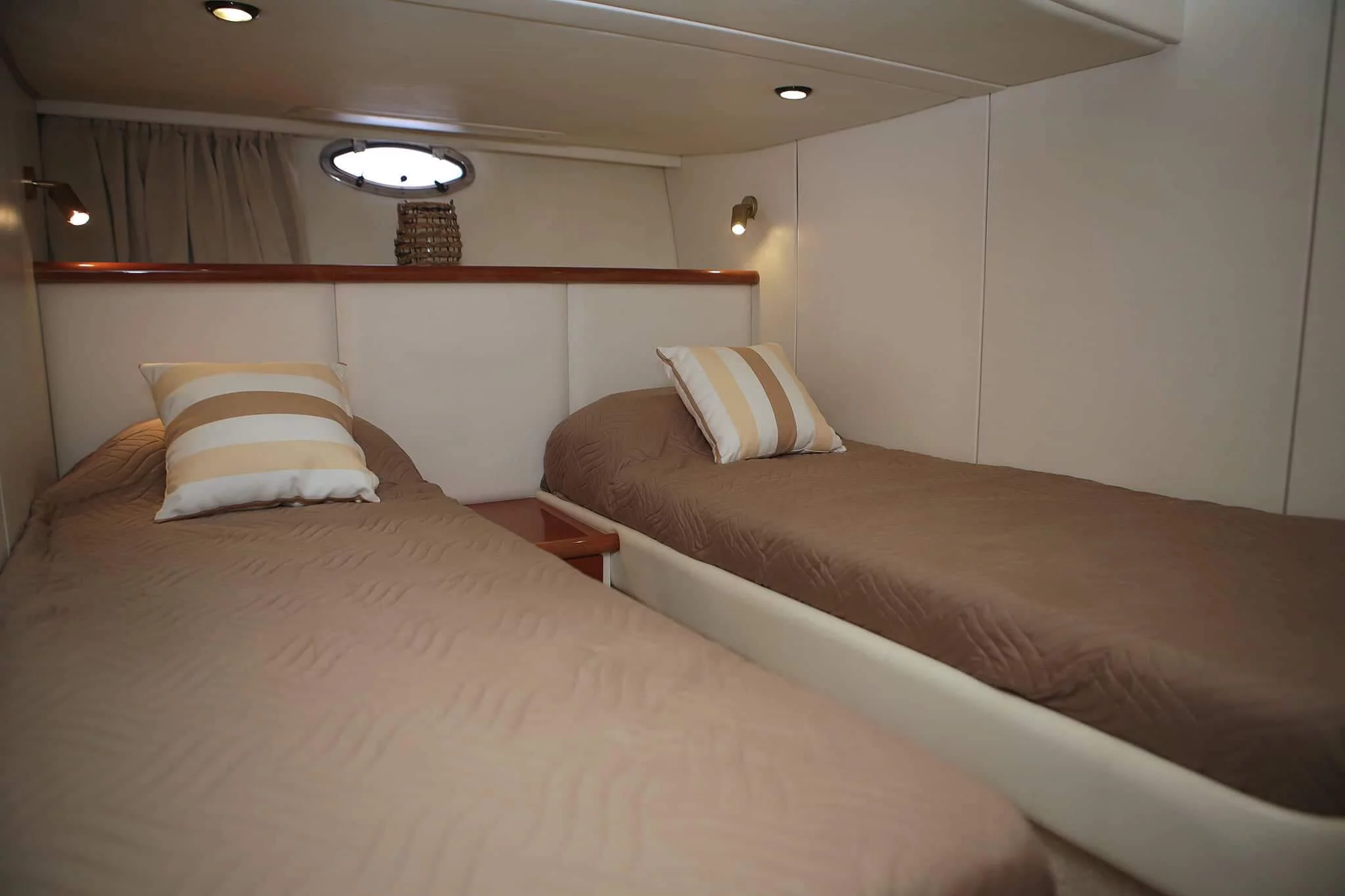 SUNSEEKER CAMARGUE 47 (AEON FLUX)  - 5