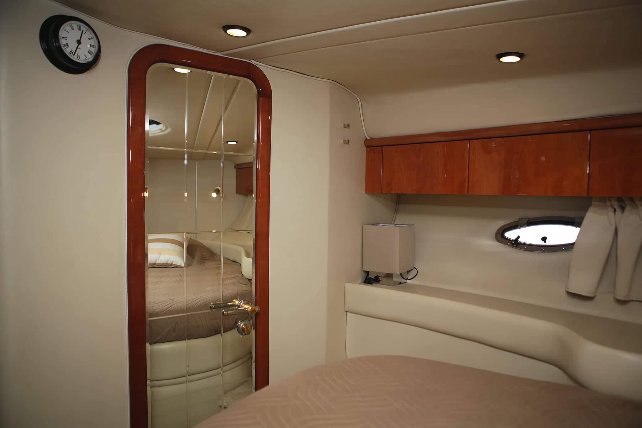 Photo #7 - SUNSEEKER CAMARGUE 47 (AEON FLUX) in Glyfada - 3266