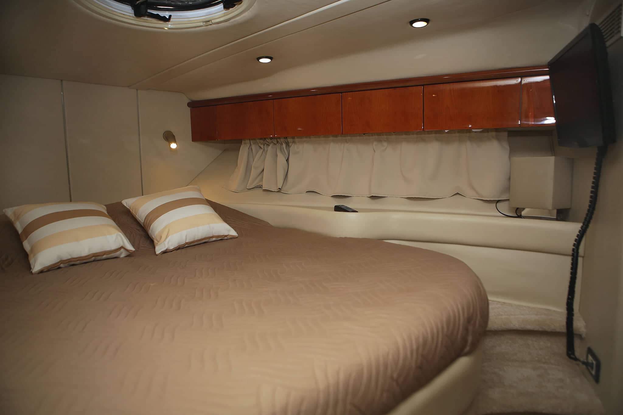 Photo #8 - SUNSEEKER CAMARGUE 47 (AEON FLUX) in Glyfada - 3266