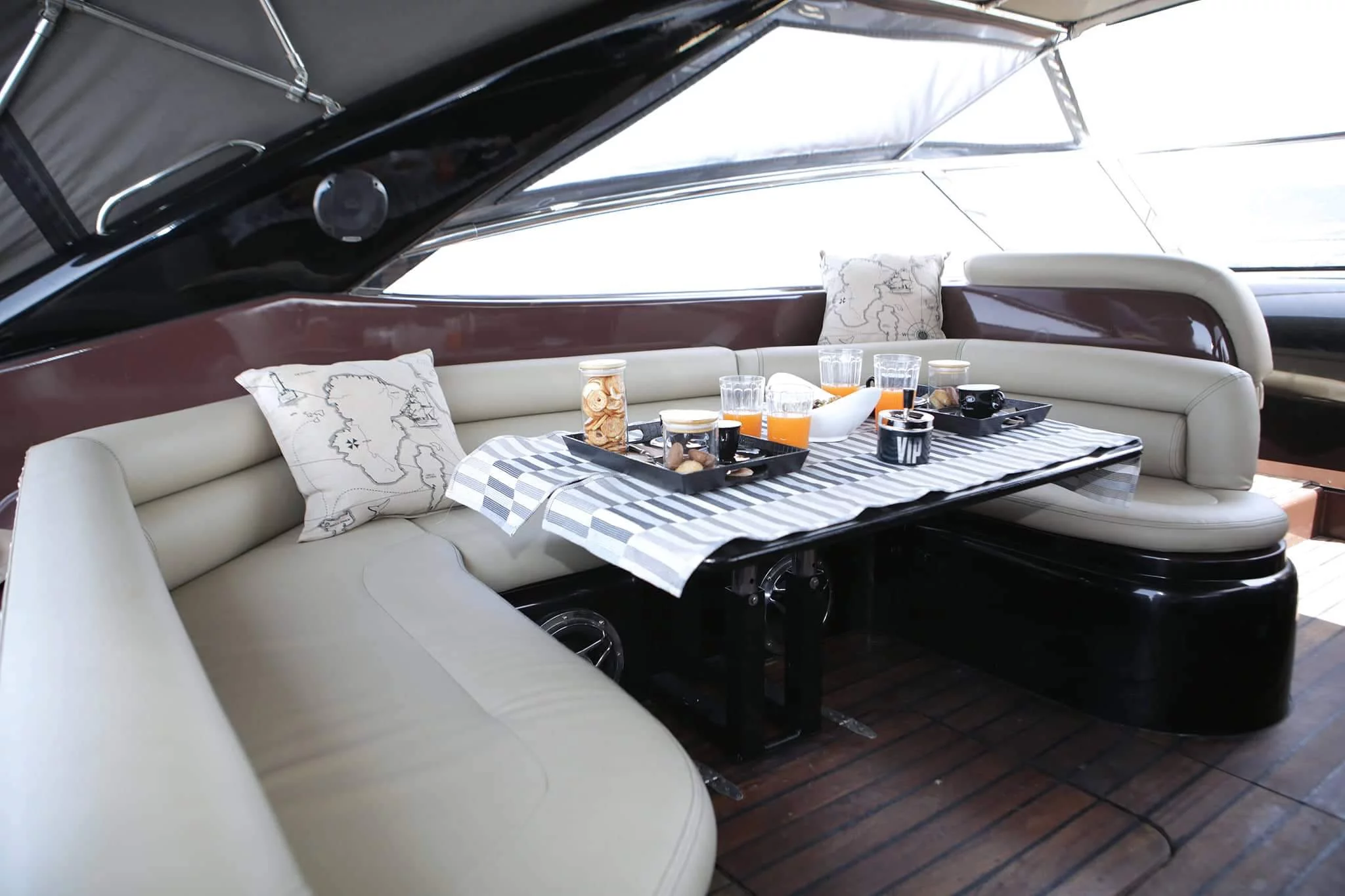 SUNSEEKER CAMARGUE 47 (AEON FLUX)  - 9