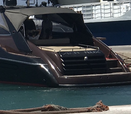 Photo #1 - SUNSEEKER CAMARGUE 47 (AEON FLUX) in Glyfada - 3266