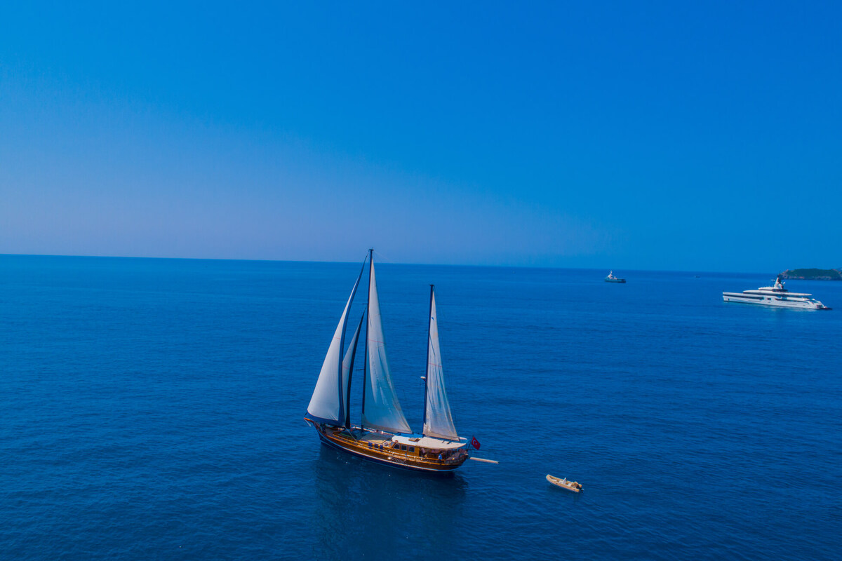 Photo #11 - Motor Sailor (Kaptan Sevket Cabin) in Tivat - 3274