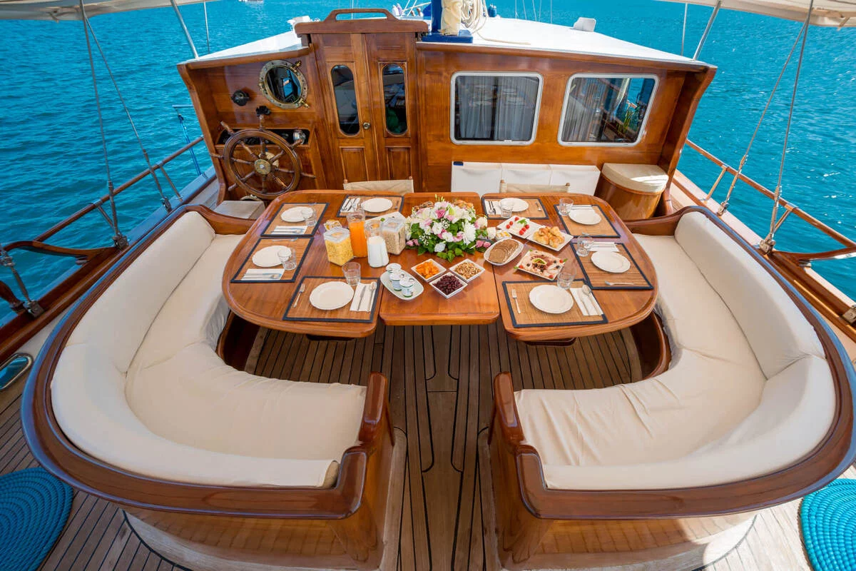 Motor Sailor (Kaptan Sevket Cabin)  - 26