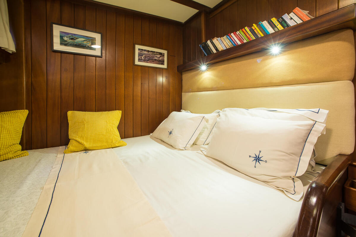 Photo #42 - Motor Sailor (Kaptan Sevket Cabin) in Tivat - 3274