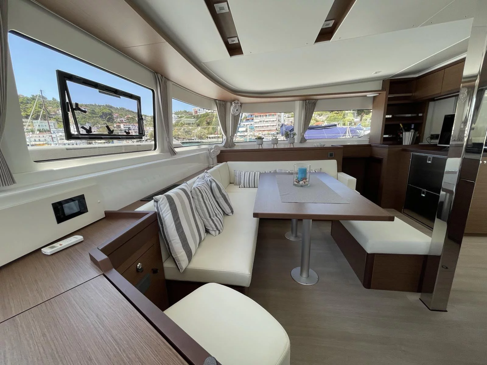 Lagoon 46 (Grand Blue)  - 6
