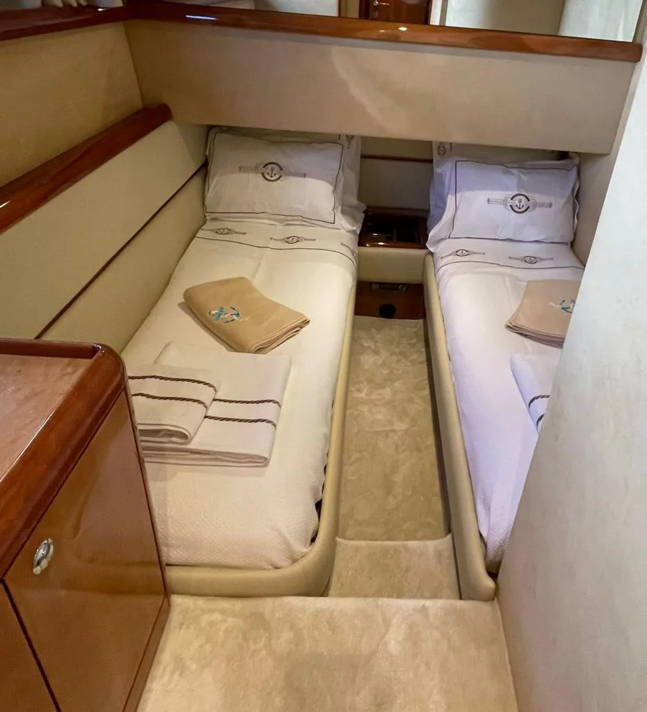 Ferretti 590 (Ferretti 590)  - 6
