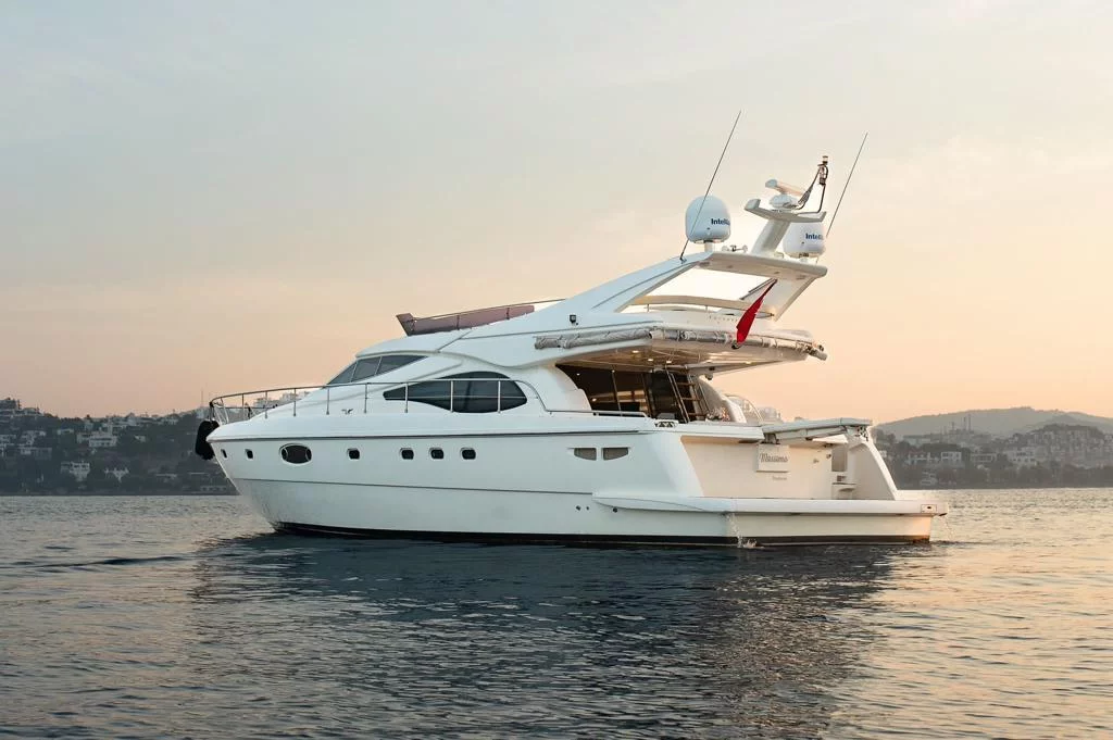 Ferretti 590 (Ferretti 590)  - 24
