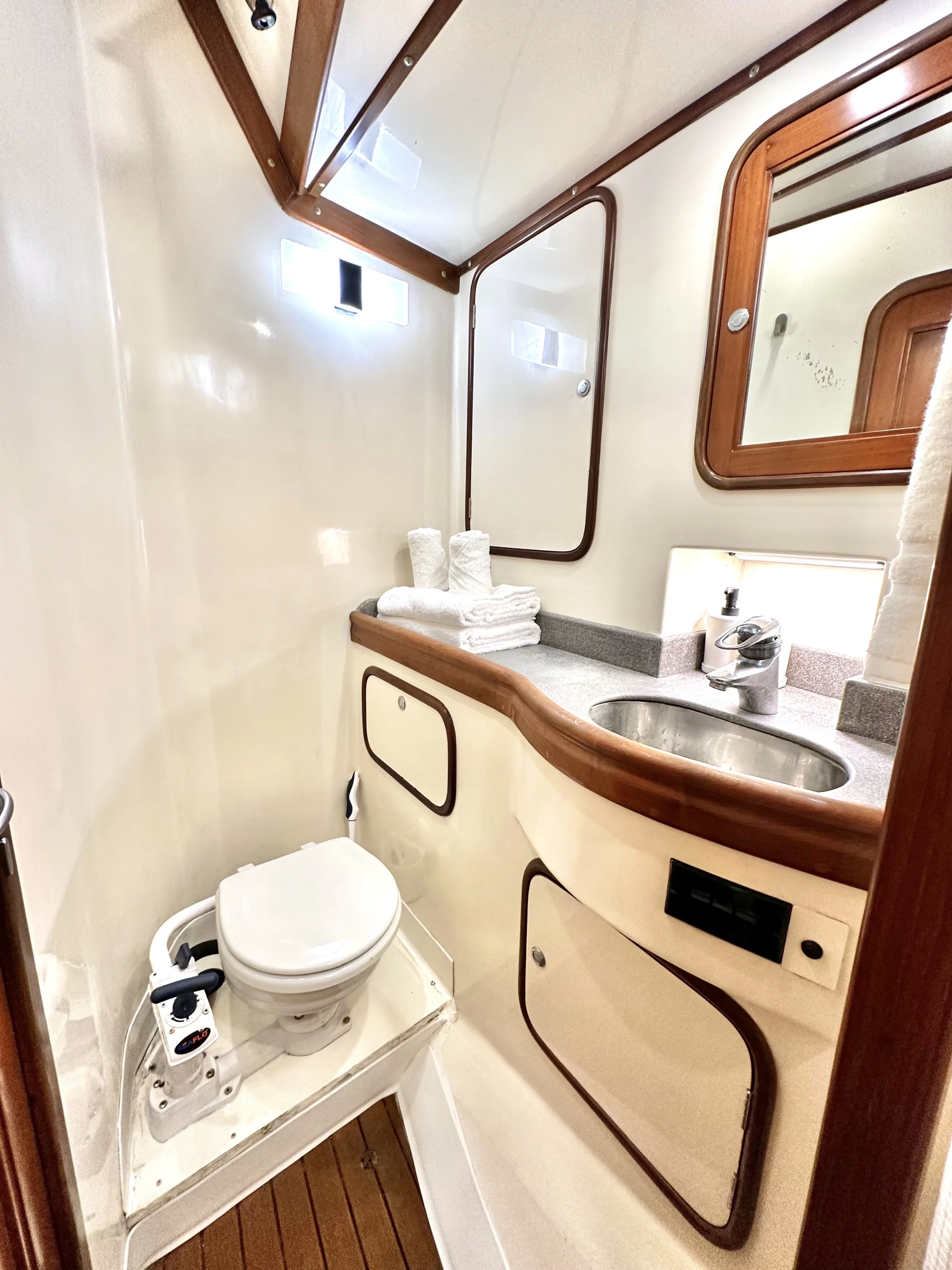 Tayana 58ft (BLUE RHAPSODY)  - 6