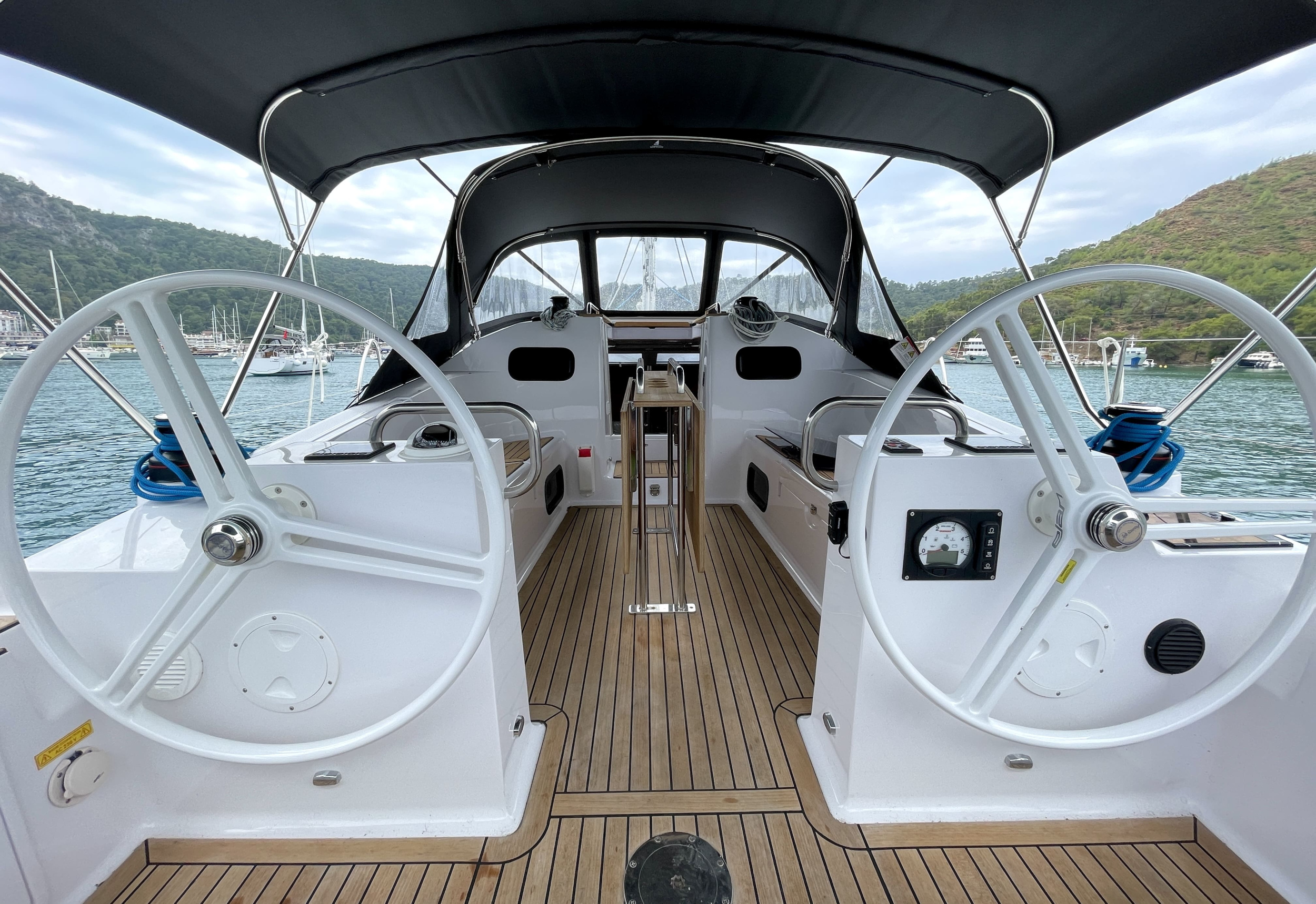 Photo #3 - Elan 40.1 (Less) in Fethiye - 3310