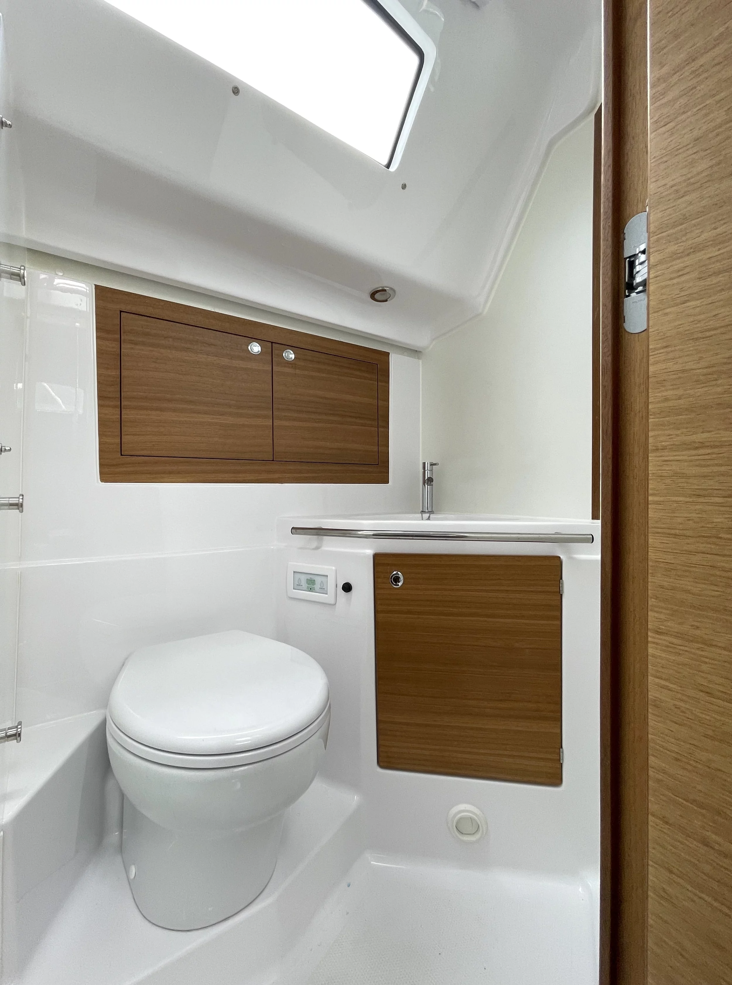 Elan 45.1 (Rigel)  - 9