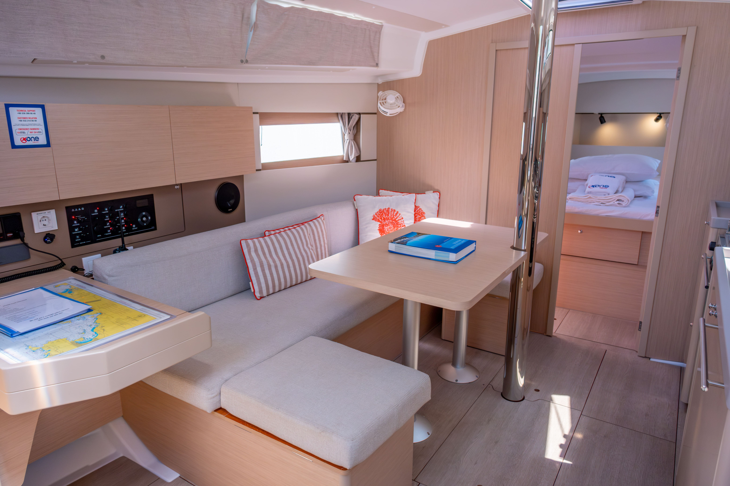 Photo #7 - Beneteau Oceanis 38.1 (Triton 89) in Fethiye - 3314