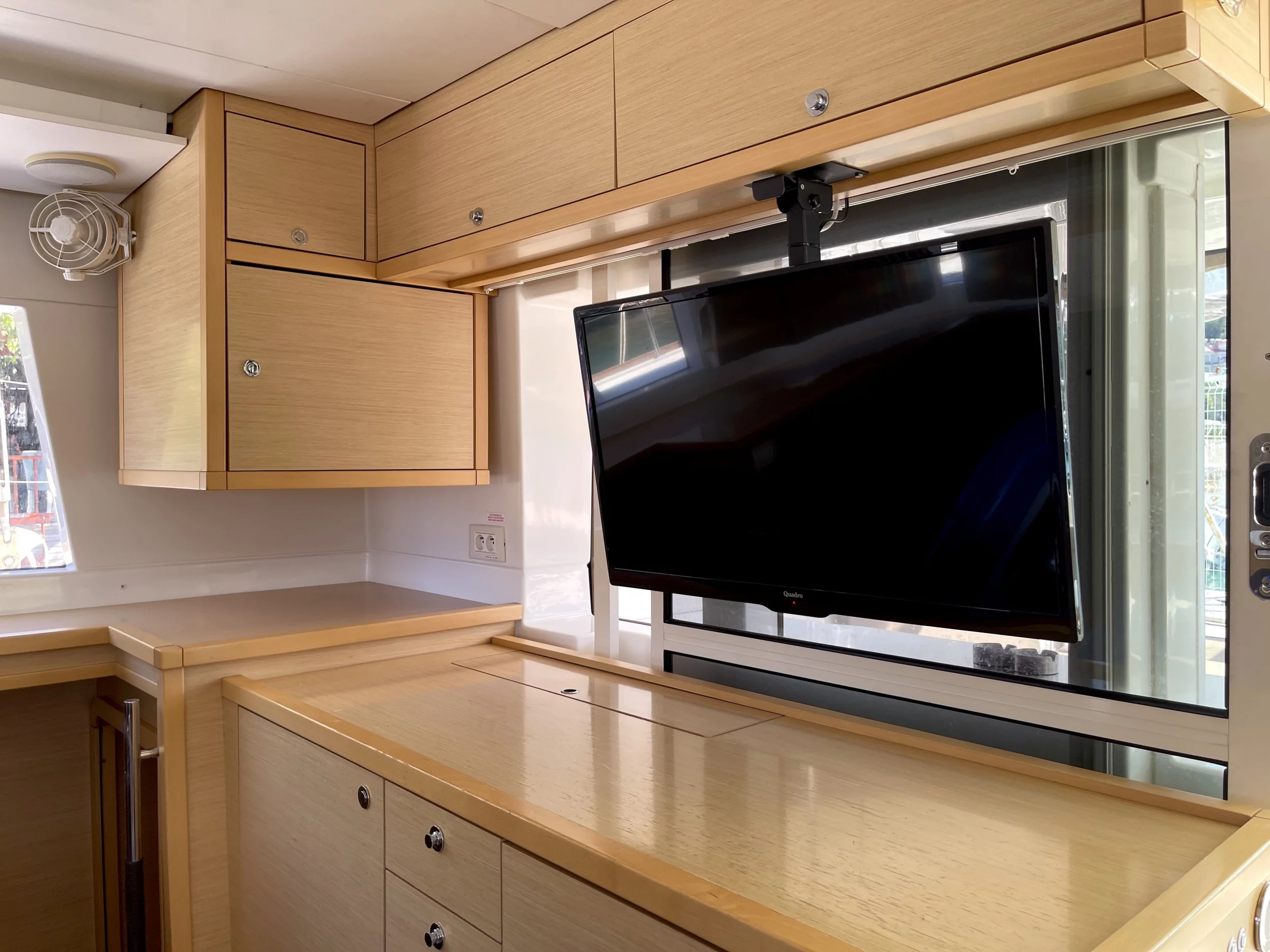 Lagoon 450s (Altair)  - 11