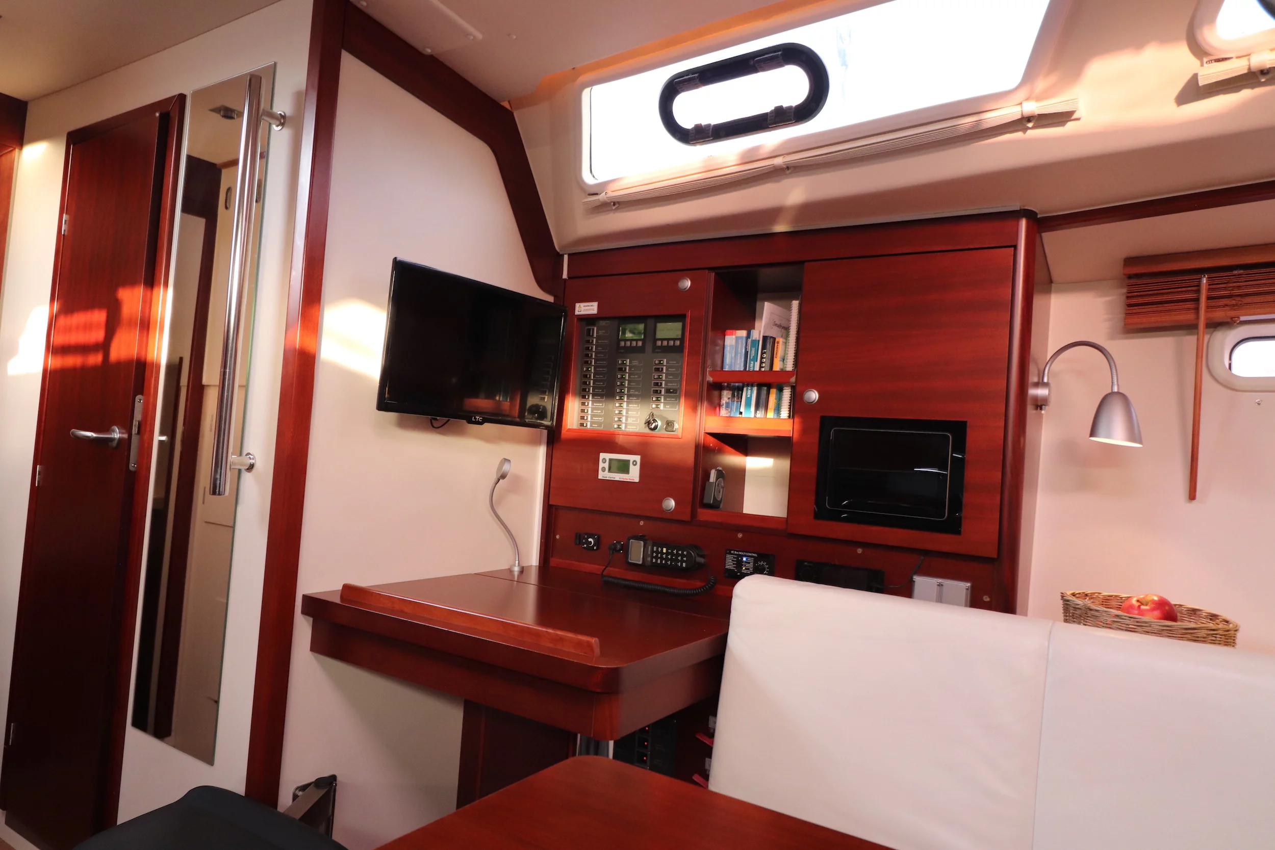 Hanse 470e (AILE)  - 2