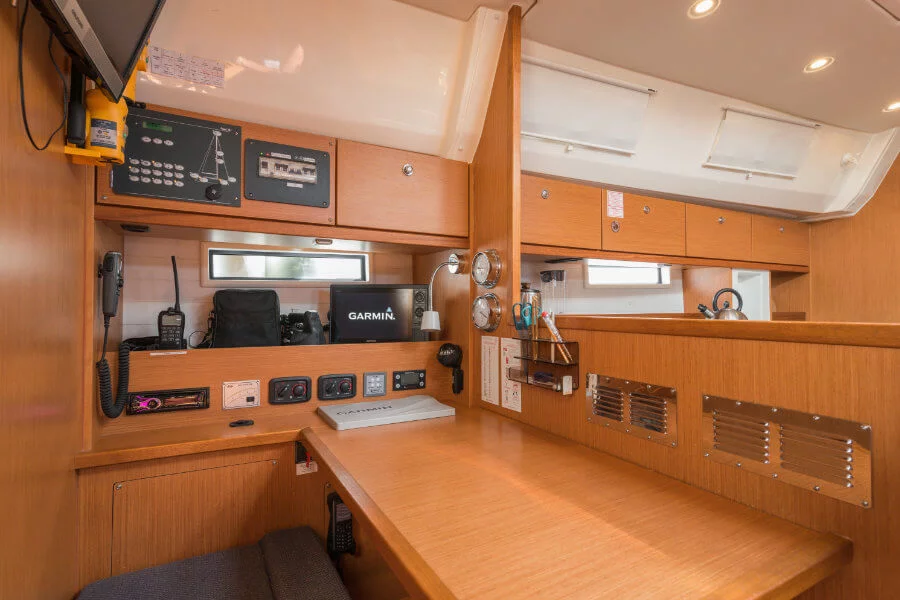 Bavaria 50 (Venus)  - 8