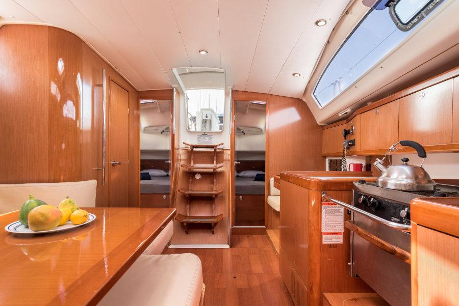 Photo #5 - Oceanis 413 (White Rabbit) in Rodney Bay Marina - 3322