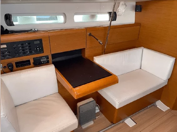SUN ODYSSEY 449 (4 CABINES) (MOUN -16)  - 349