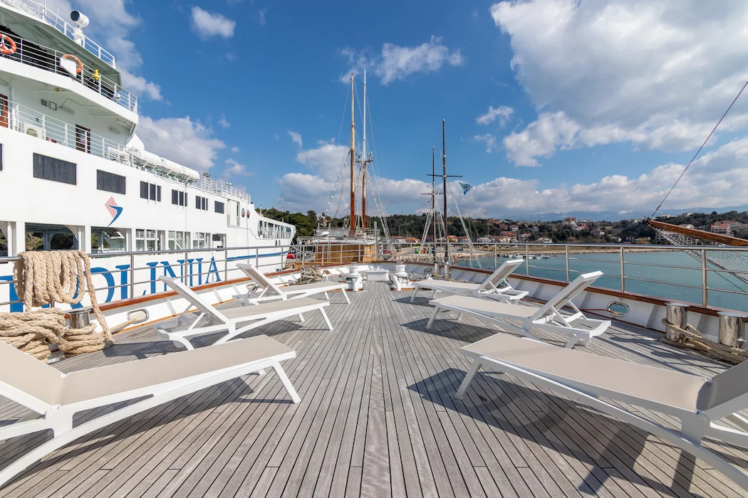 Suzana (Suzana)  - 37