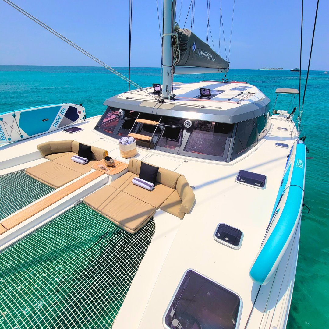 Photo #5 - Nautitech 46 Open (Mad Curl) in Nassau - 3365