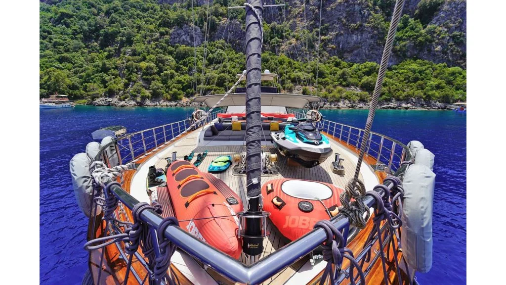 Motor sailer (Queen Of Makri)  - 19