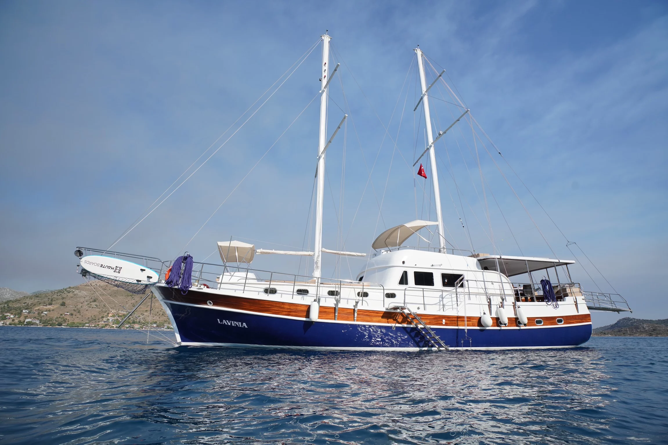 Motorsailer (Lavinia)  - 13