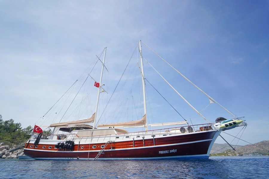 Motorsailer (Prenses Bugce)  - 1