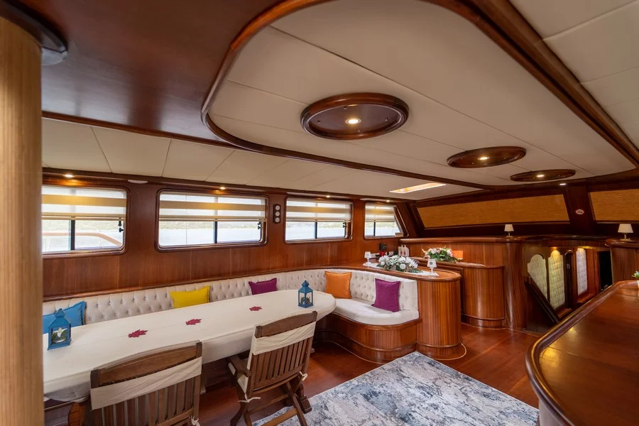 Motorsailer (Prenses Bugce)  - 28
