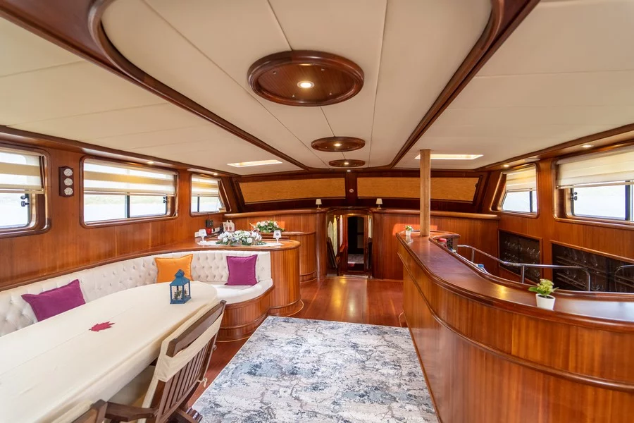Motorsailer (Prenses Bugce)  - 30