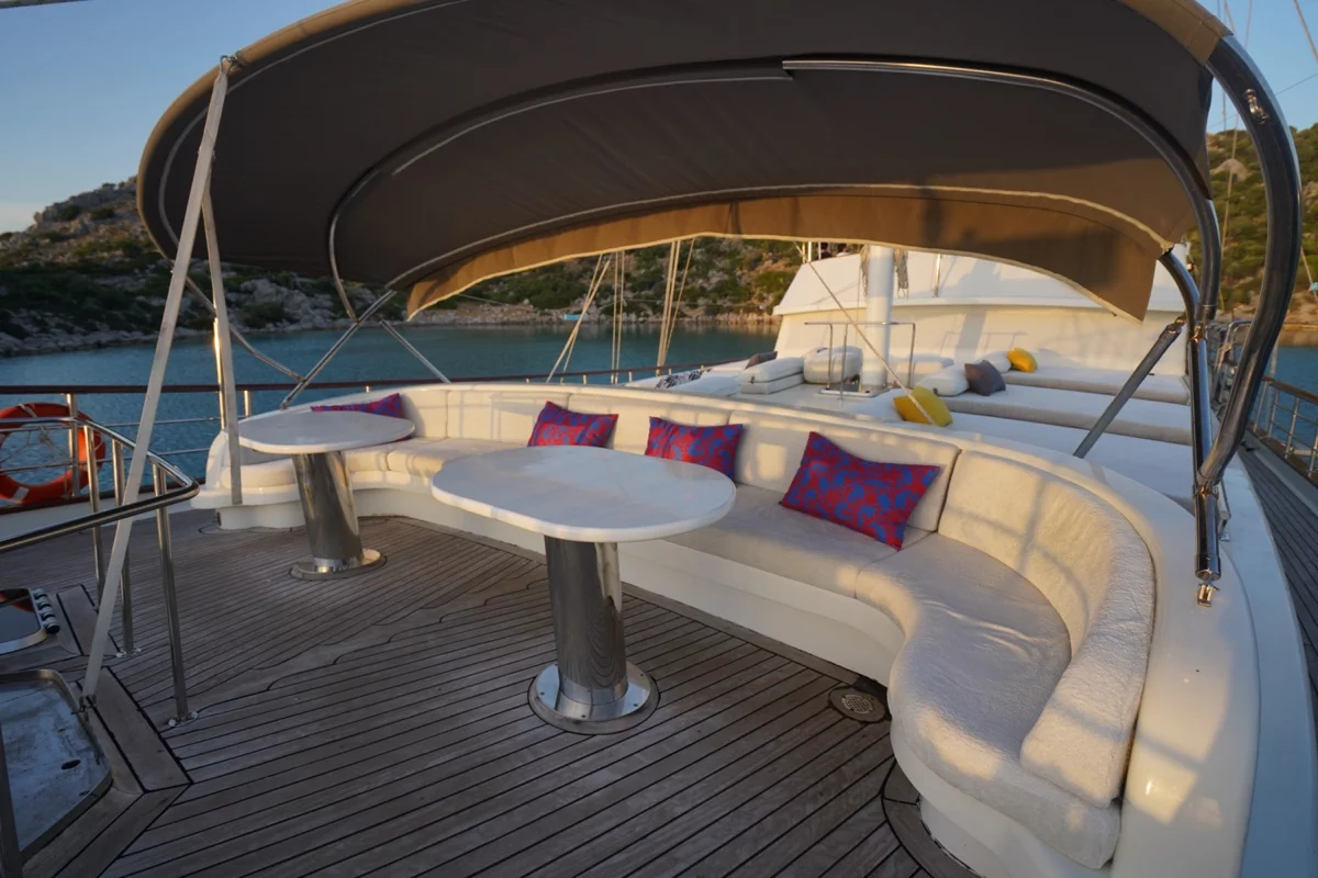 Motorsailer (Prenses Esila)  - 18