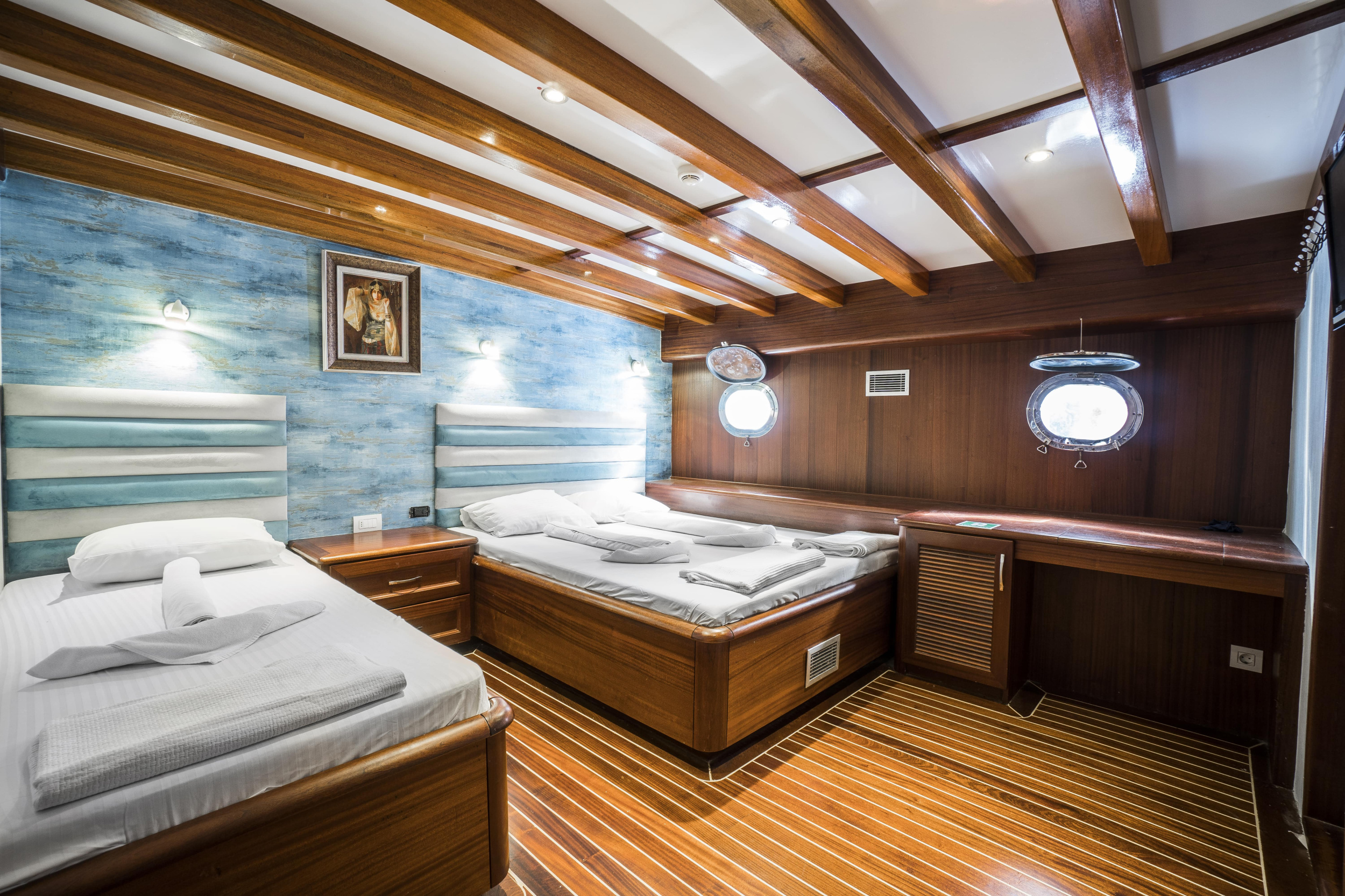 Photo #7 - CUSTOM (LB 40 - 16) in Bodrum - 3384