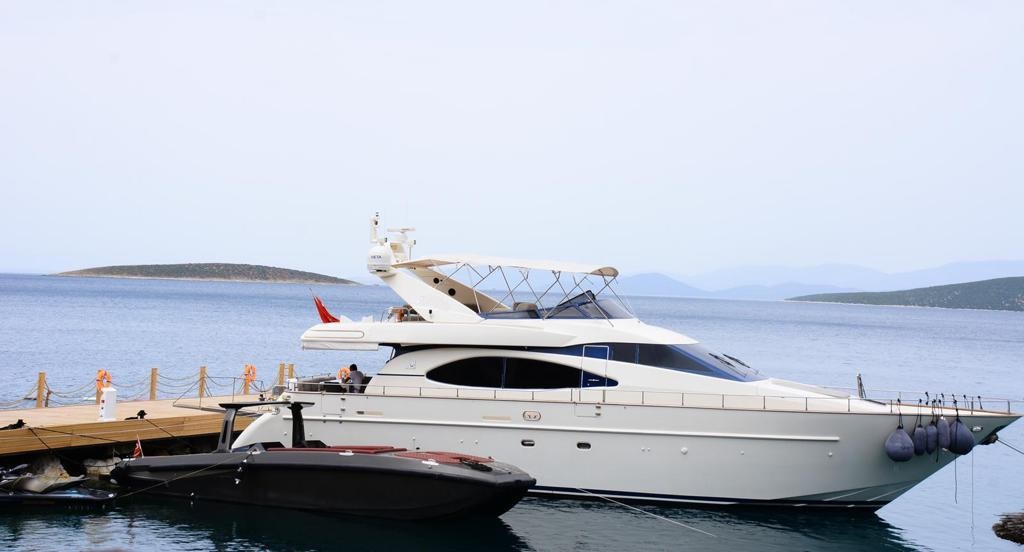 Photo #6 - MOTORYACHT (AZIMUT 70) en Bodrum - 3389