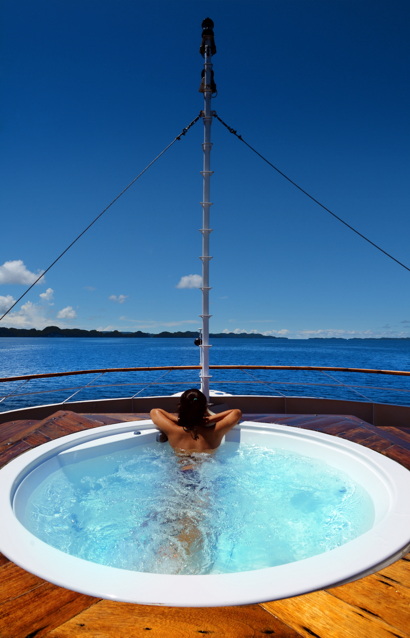 Photo #11 - MY Yacht (Solitude One) en Puerto princesa - 3396