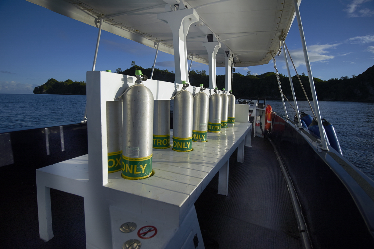 Photo #16 - MY Yacht (Solitude One) en Puerto princesa - 3396
