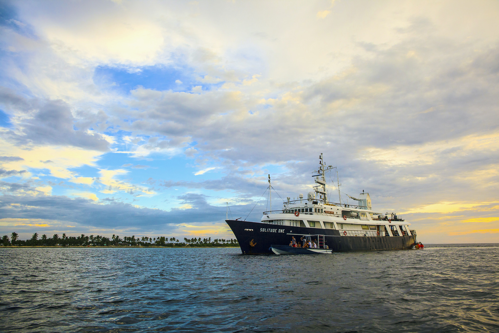 Photo #18 - MY Yacht (Solitude One) en Puerto princesa - 3396
