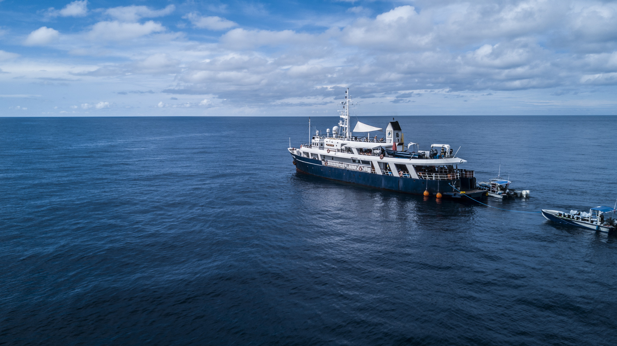 Photo #21 - MY Yacht (Solitude One) en Puerto princesa - 3396