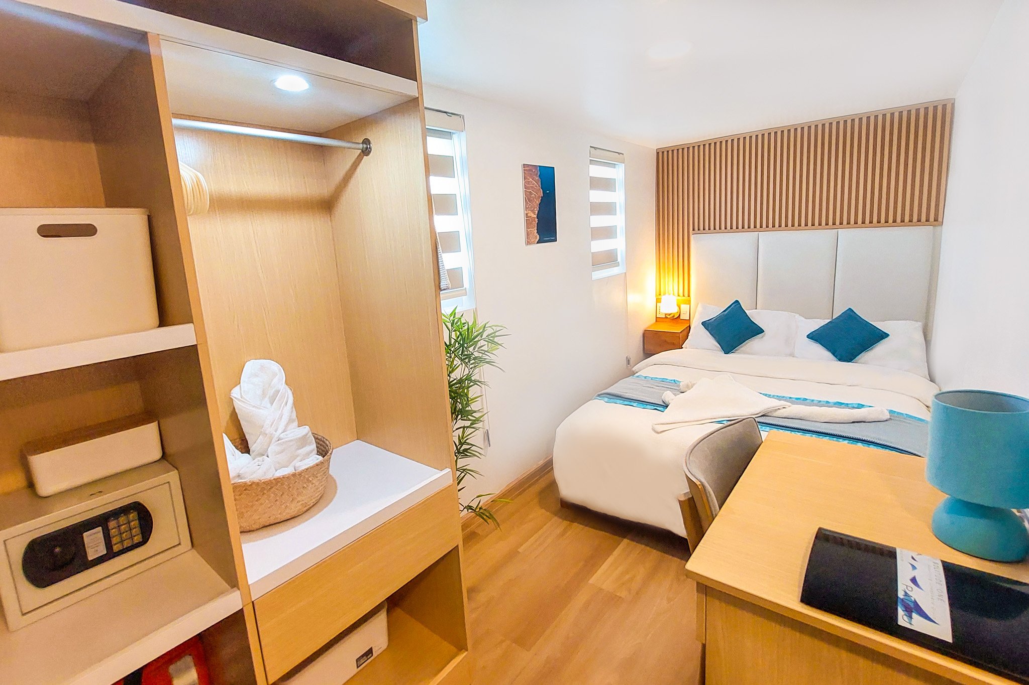 Photo #35 - MY Yacht (Solitude One) en Puerto princesa - 3396