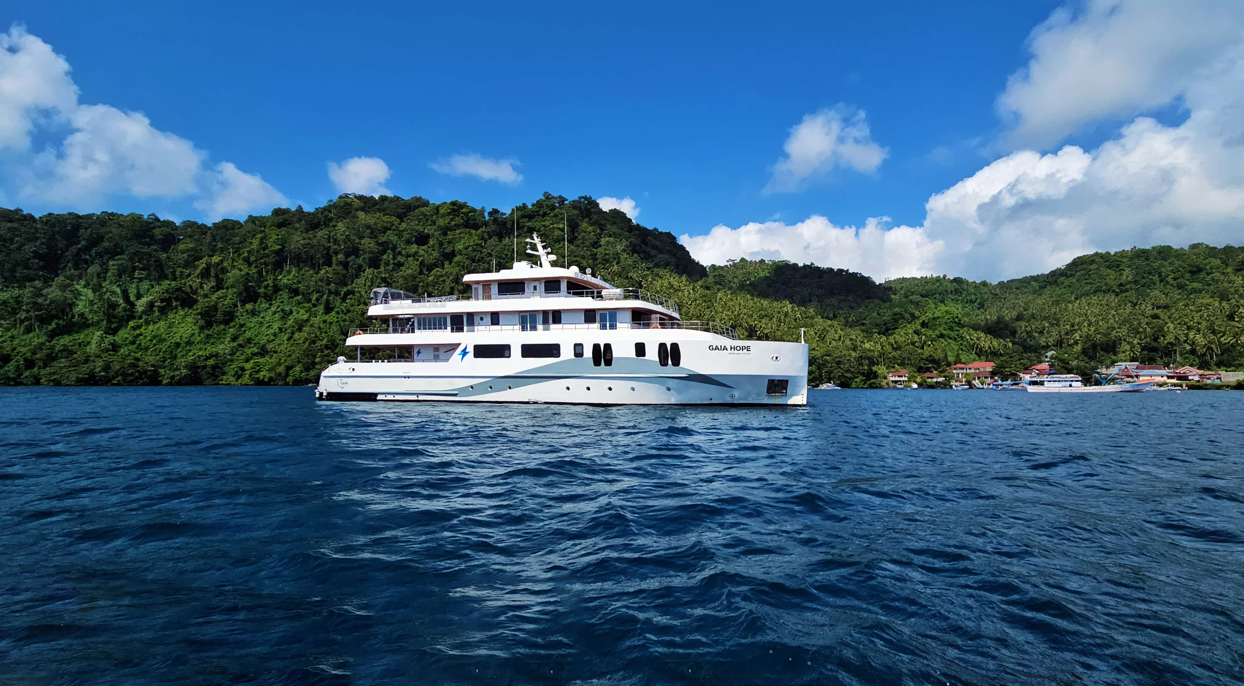 MY Yacht (Solitude Gaia)  - 0