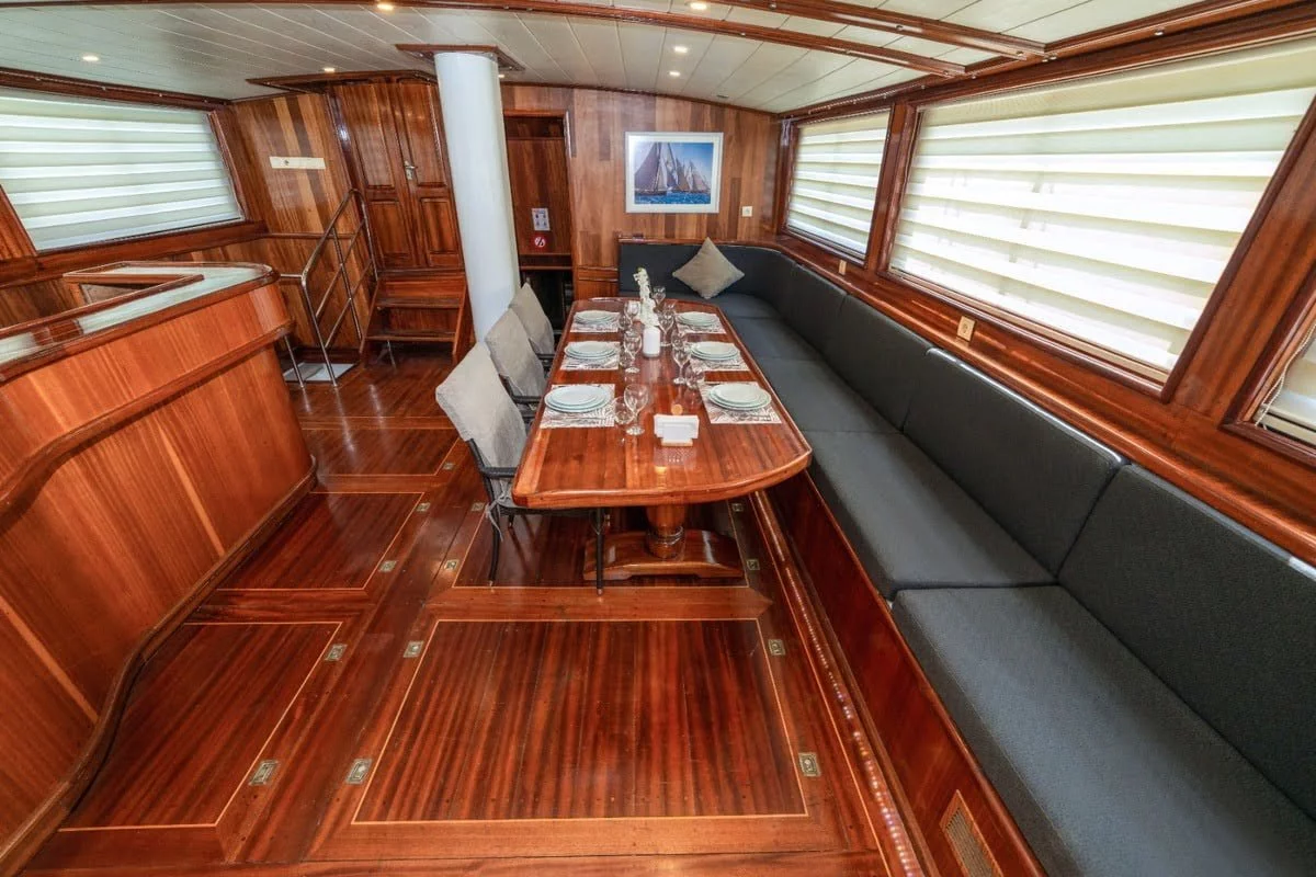 Motor-Sailer (Milo M)  - 4