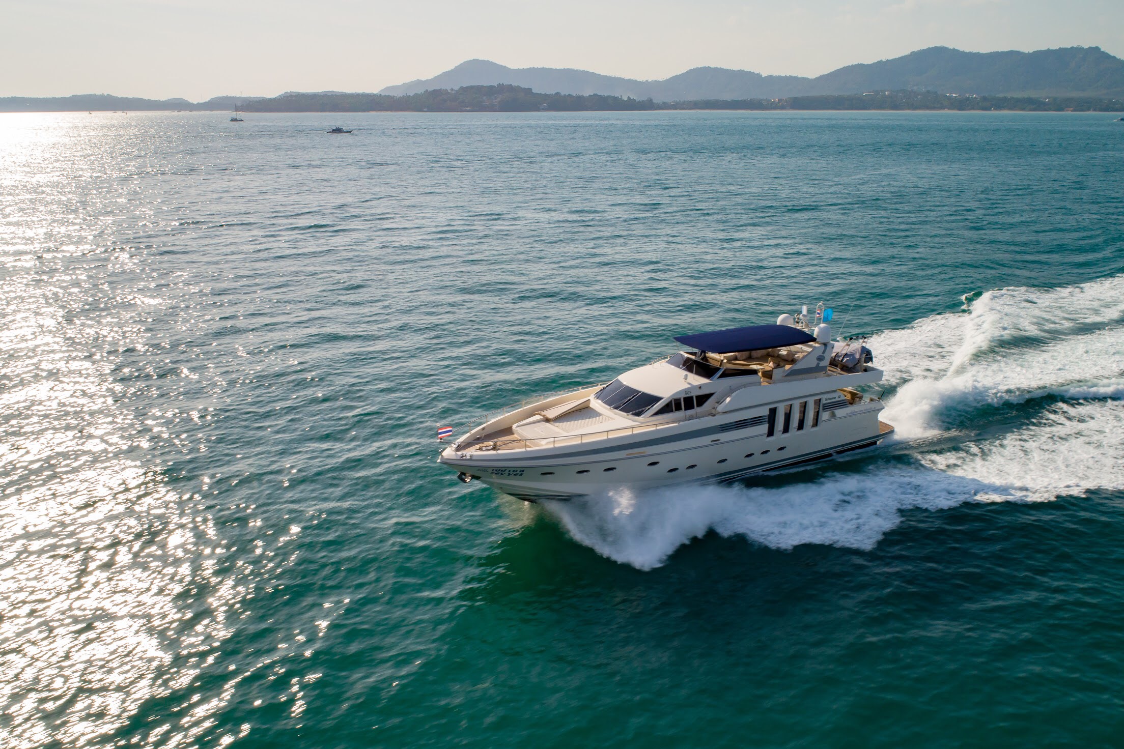 Photo #18 - Technema 89 (Technema 89 Say Yes) en Phuket - 3412