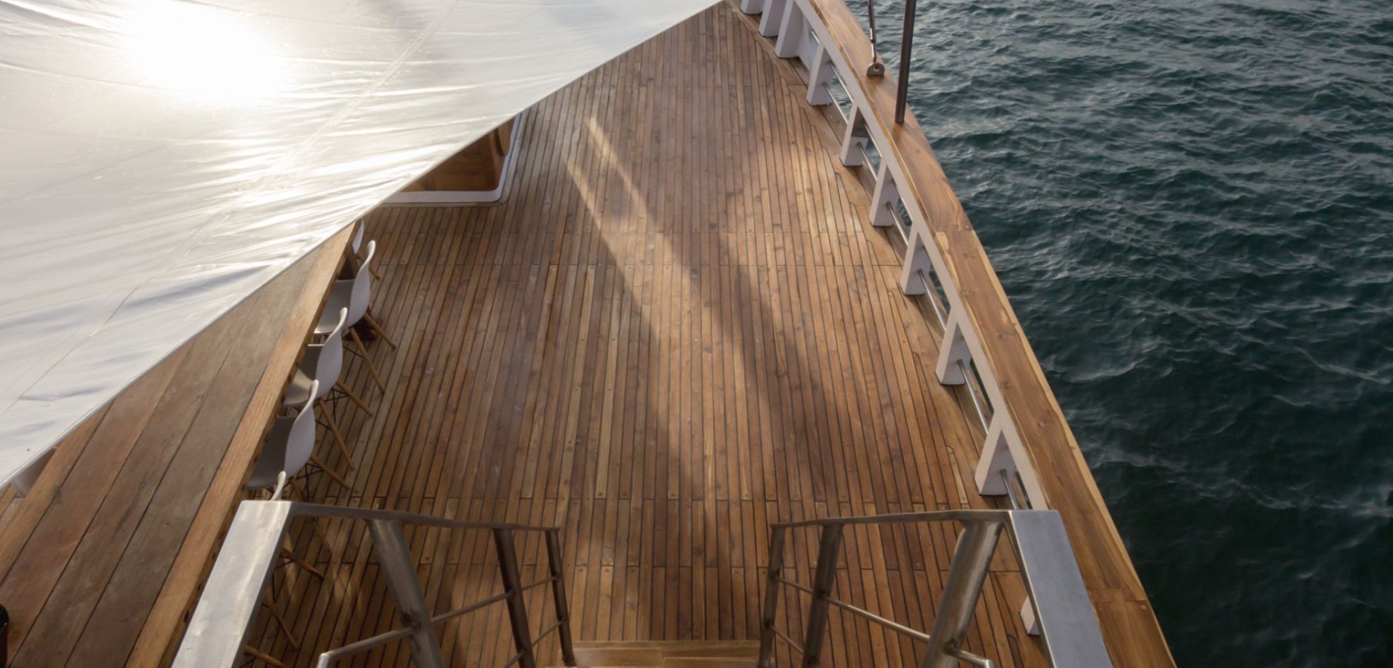 Photo #13 - Gaff Rigged Schoone (Fenides) en Labuan Bajo - 3420