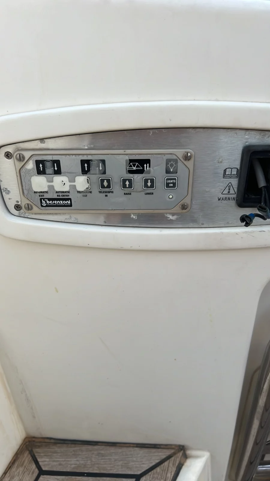 Sunseeker Predator 64 (YODA)  - 8