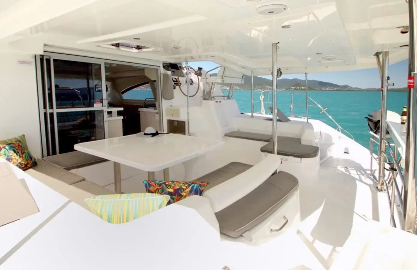 Leopard 48 Catamaran (Black Swan Catamaran)  - 8