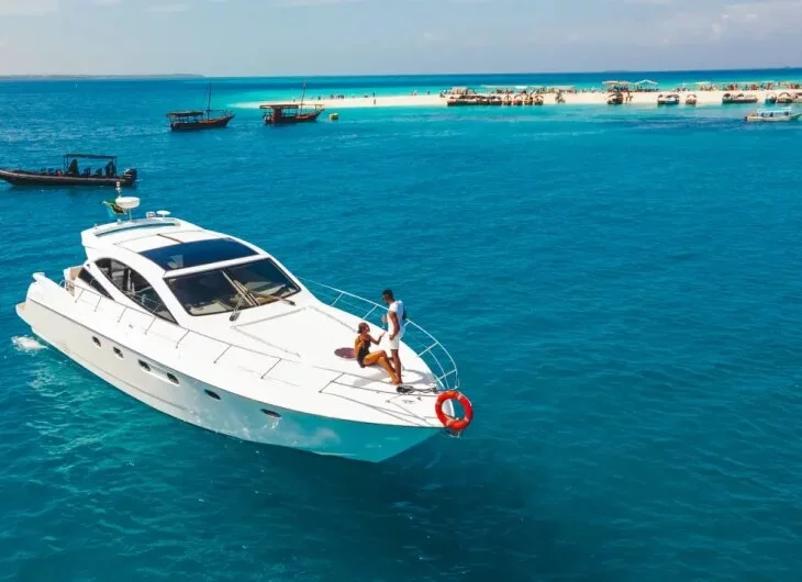 Azimut (AMANI LUXURIOUS YACHT)  - 4