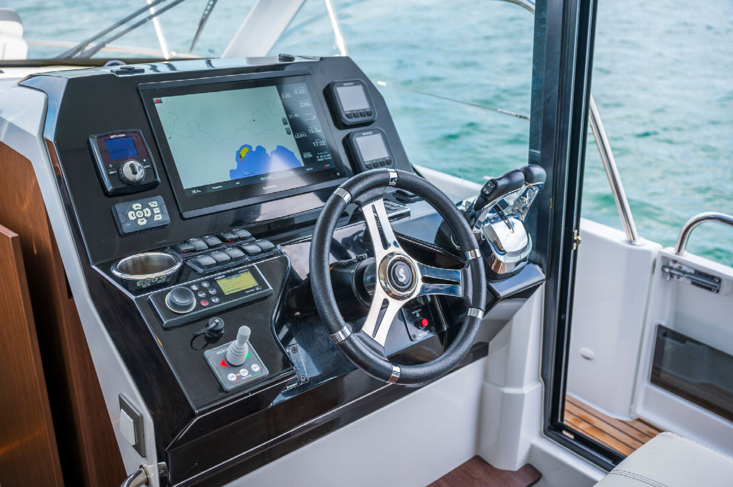 Photo #3 - BENETEAU ANTARES 11 FLY (Mazolello) in Ajaccio - 3522
