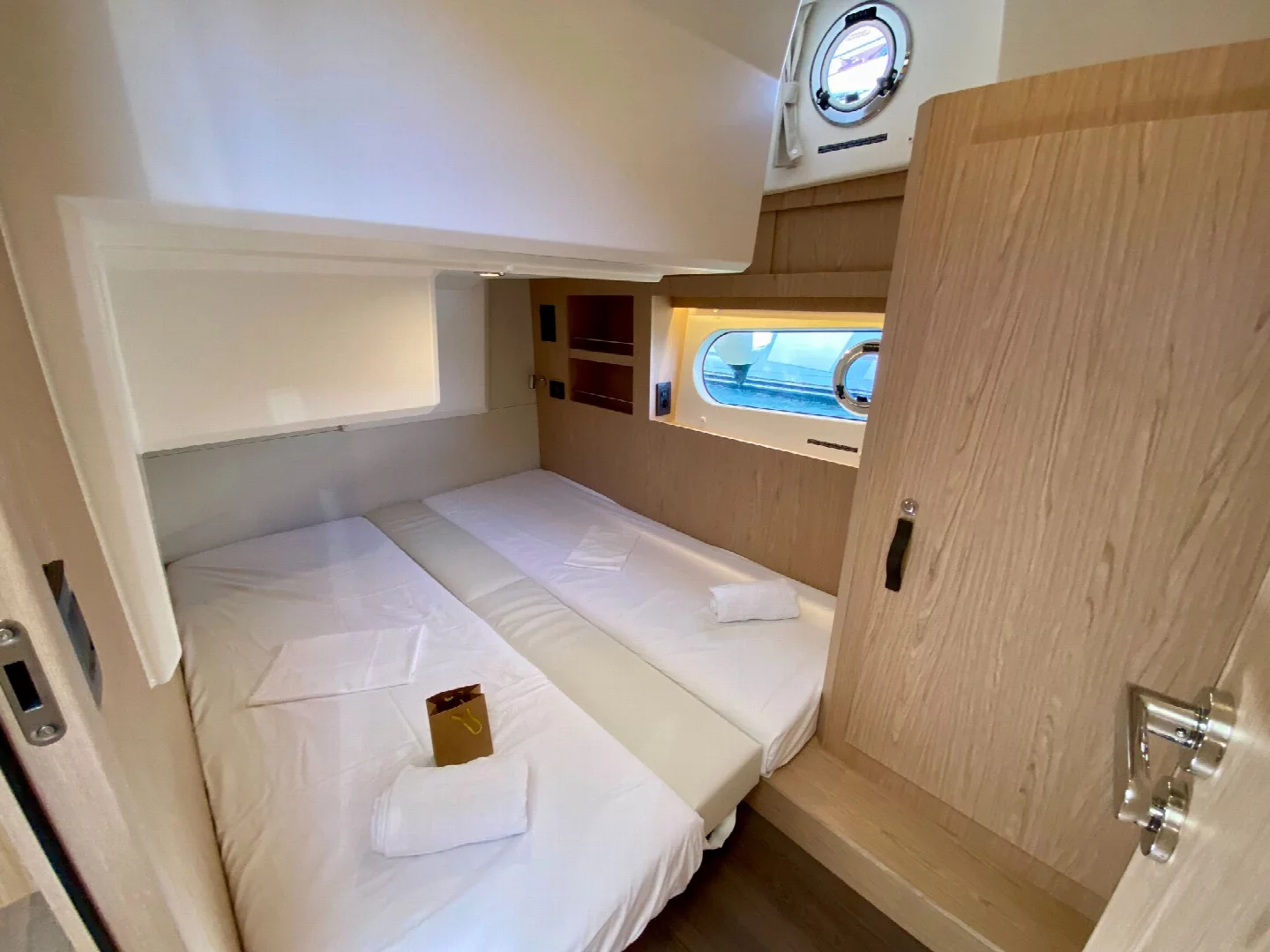 BENETEAU SWIFT TRAWLER 48 (BENETEAU SWIFT TRAWLER 48)  - 8